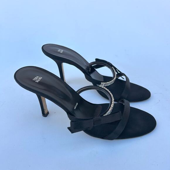 Vera Wang Rhinestone Bow Mules Strappy Heels Satin Black Box 38.5 Size 8.5 - Picture 3 of 11